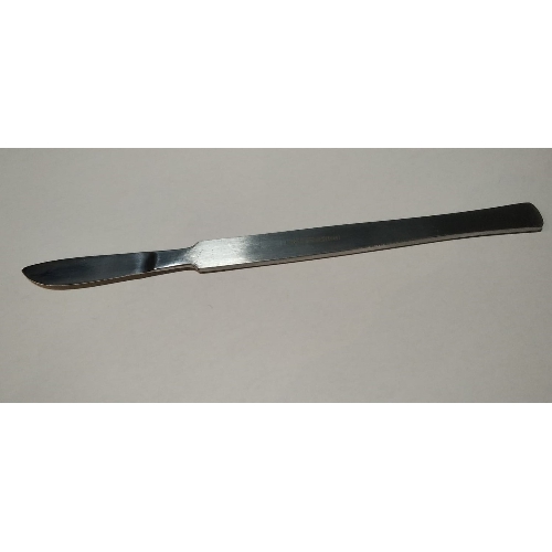 Nerūsējošā tērauda skalpelis 12cm izliekts 35mm